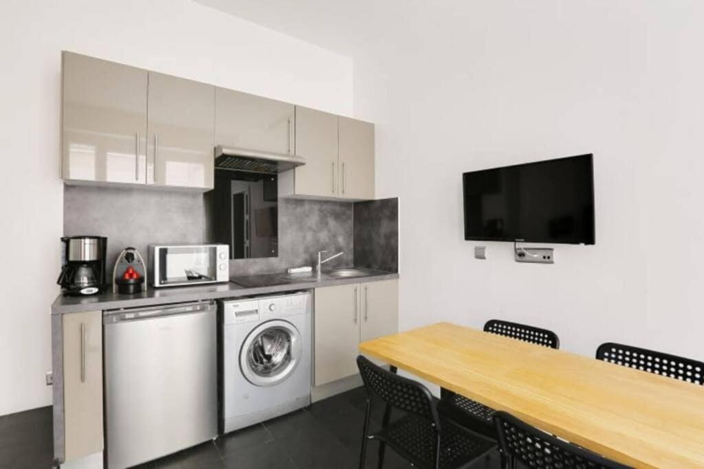 Appartement Cosy Pres Du Marais Parigi Esterno foto